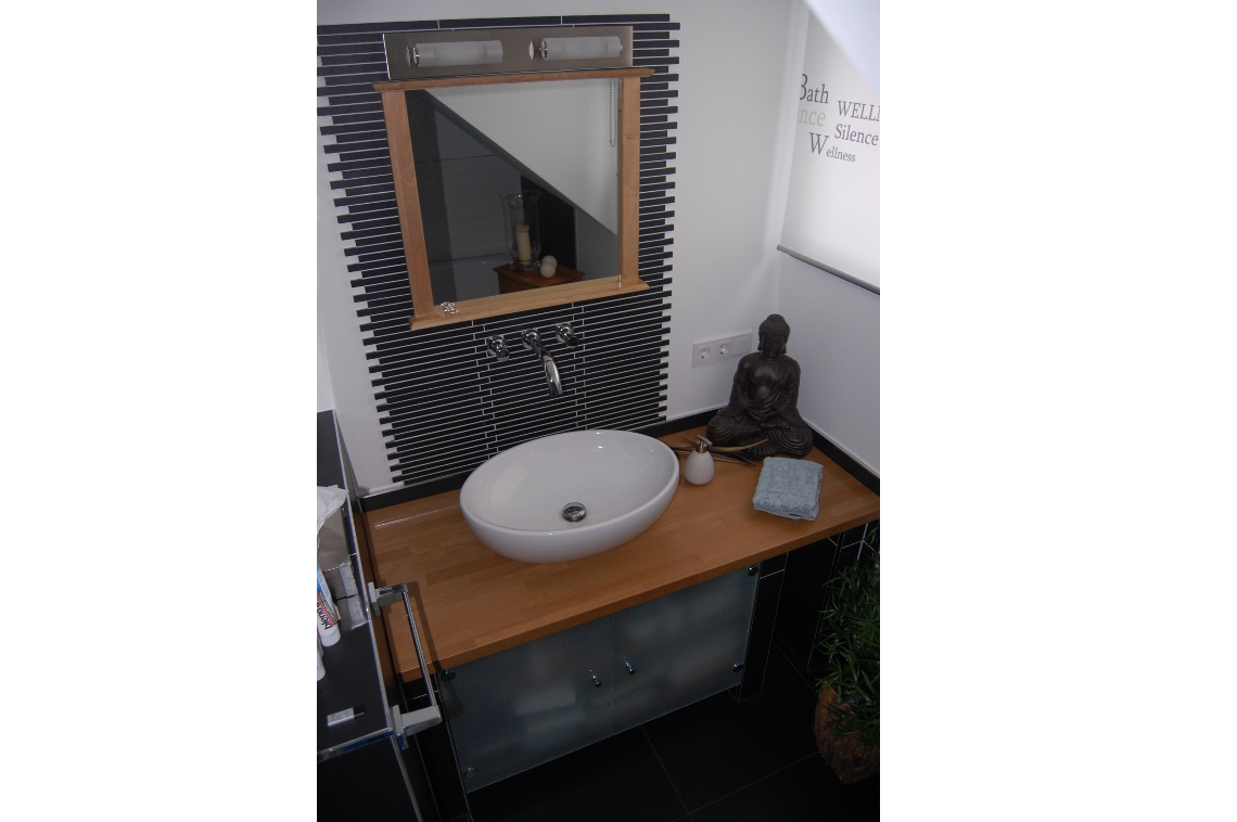 Badezimmer – Der Tischler war´s